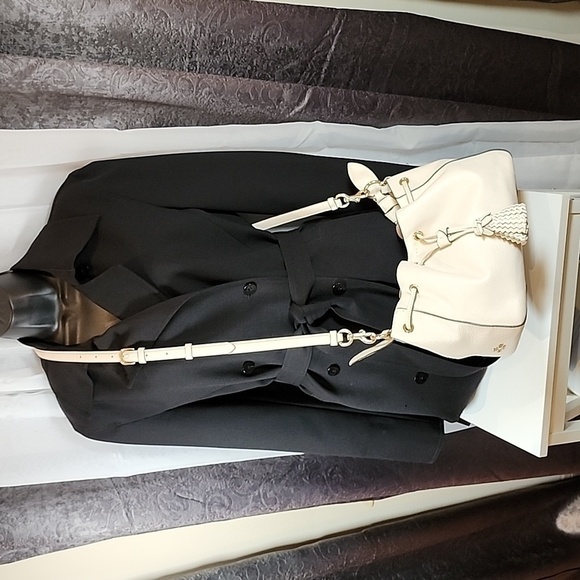 Coach Everly Drawstring - Picture 2 of 13